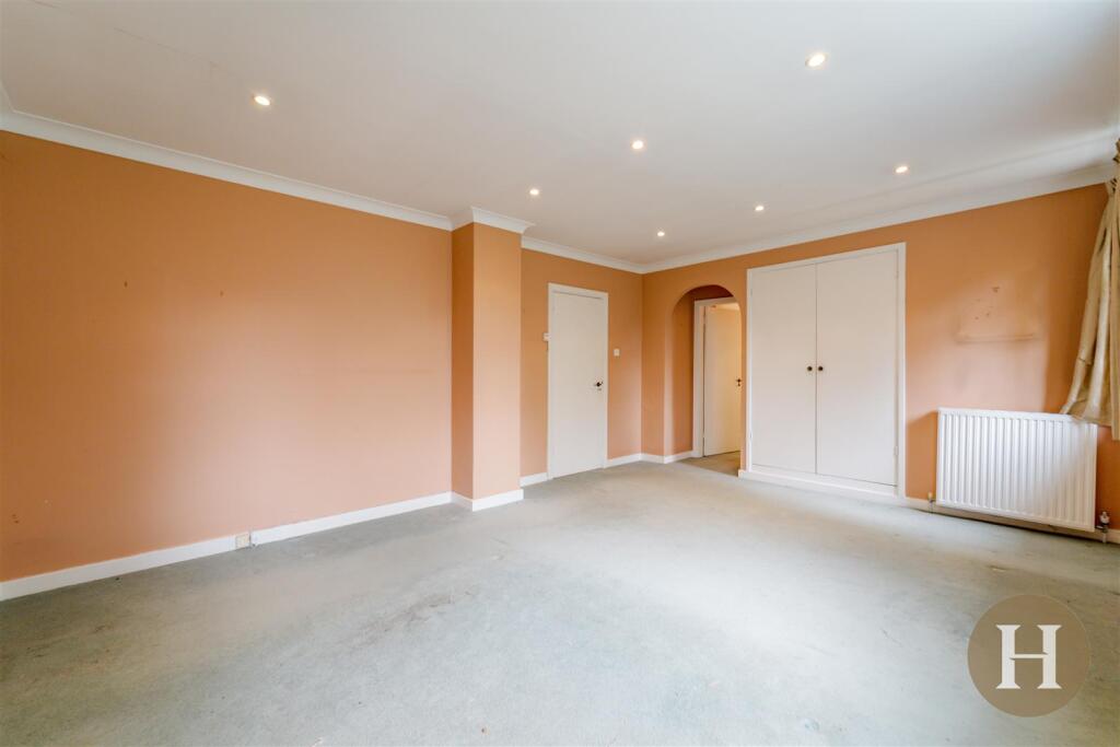 Hadleigh Estate Agents-9.jpg