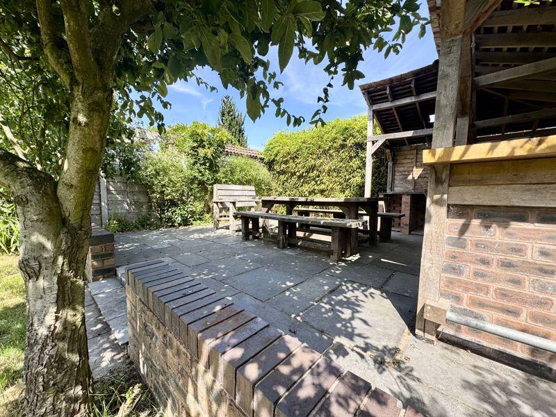 Garden Entertaining Space