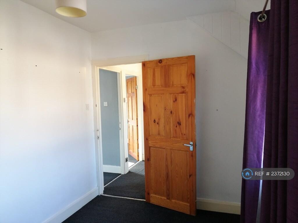 Bedroom 3(2)