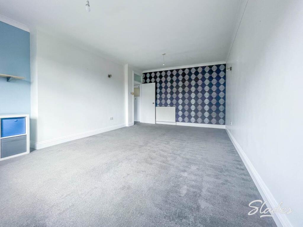 19 florence lounge 3