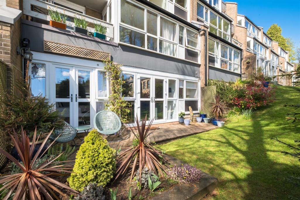 untitled (16 of 22).jpg