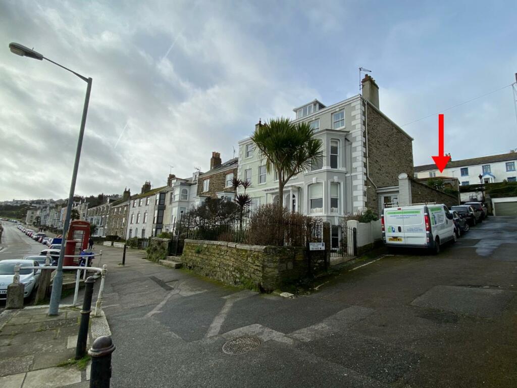 Montague cottage location