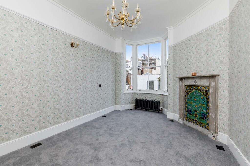 Lansdowne Place, 27, Upper Maisonette-13.JPG