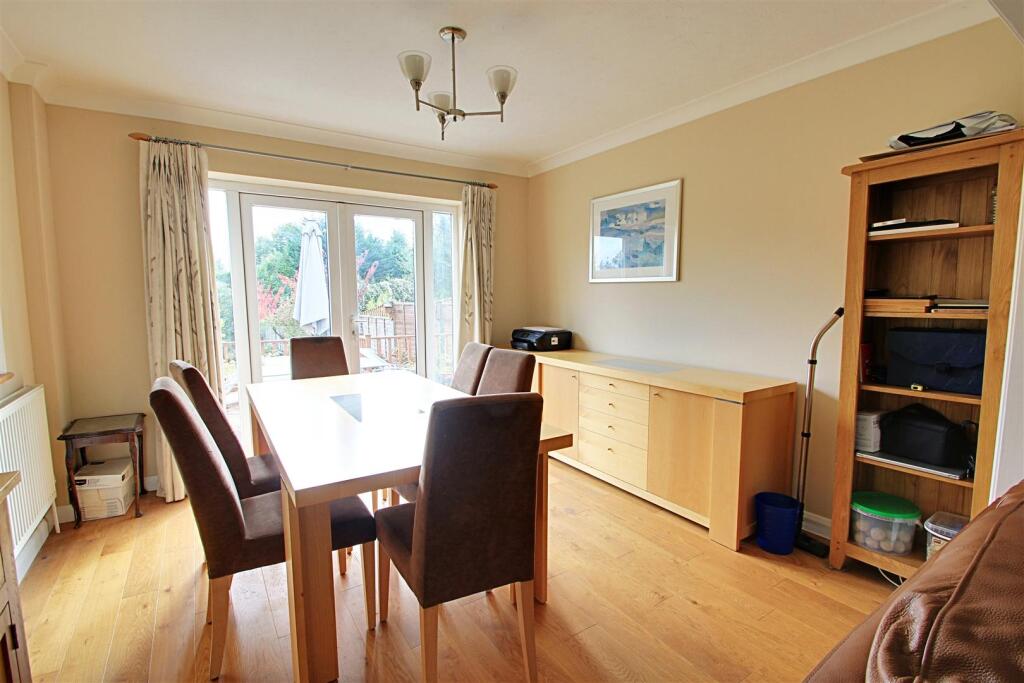Dining Room.jpg