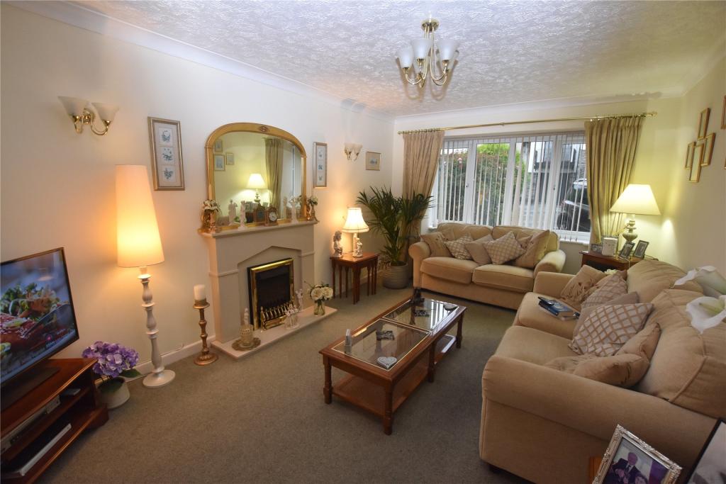Main Lounge