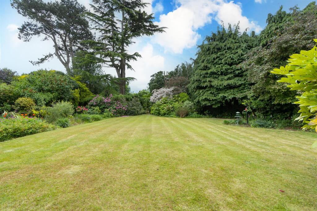 Bilton Rise, Rugby (26).jpg