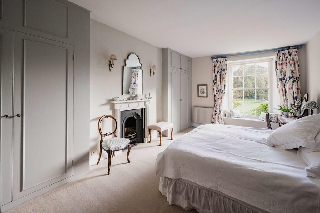 19-The Old Rector...