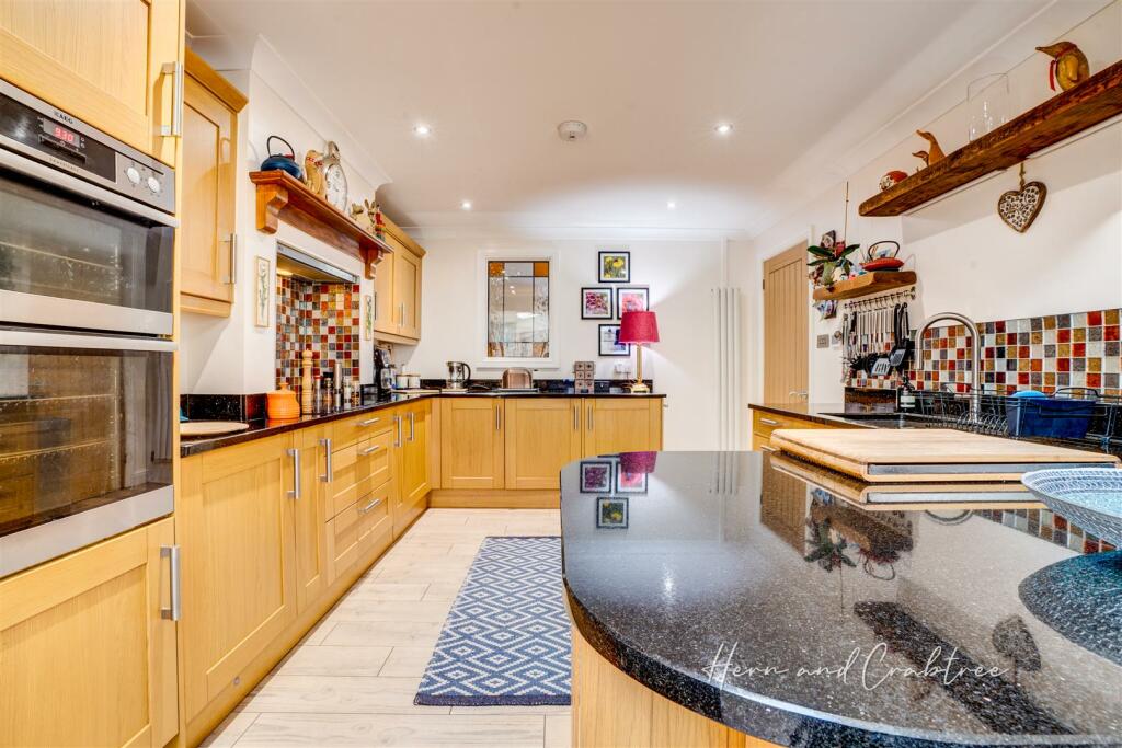 Blackoak Road, Cyncoed, HernCrabtree (13).jpg