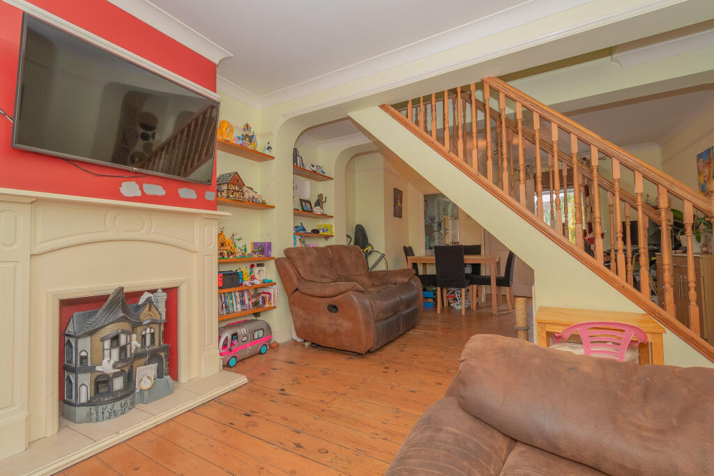 general 5 Flora Road