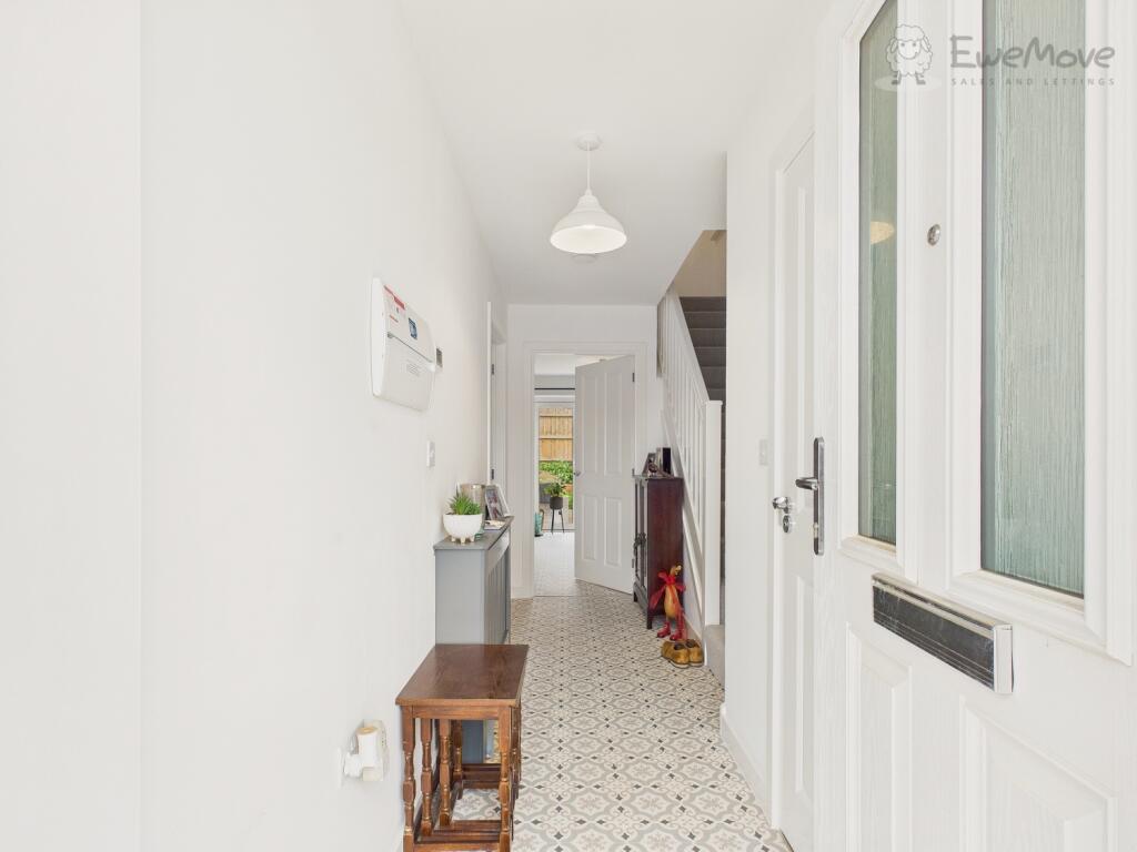 CAM03640G0-PR0059-STILL008