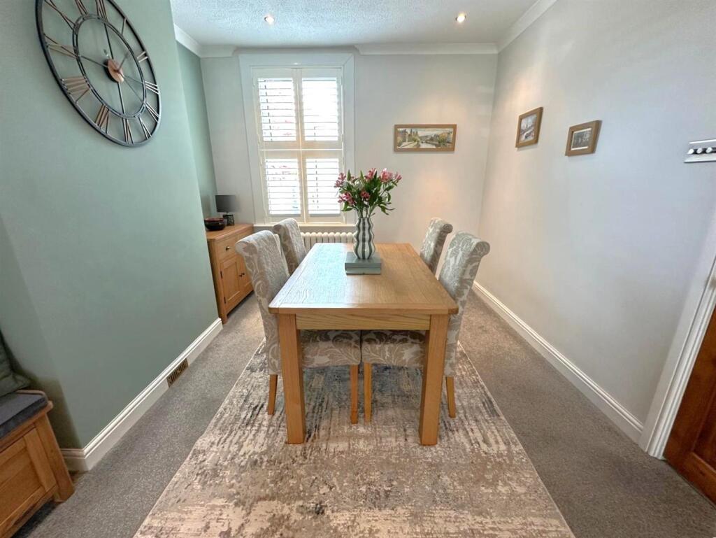 Dining Room 2.jpg