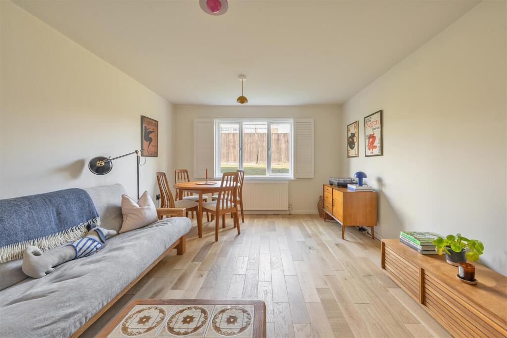 Winchester Court, E17