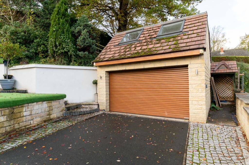 DETACHED GARAGE/ANNEX/HOME OFFICE