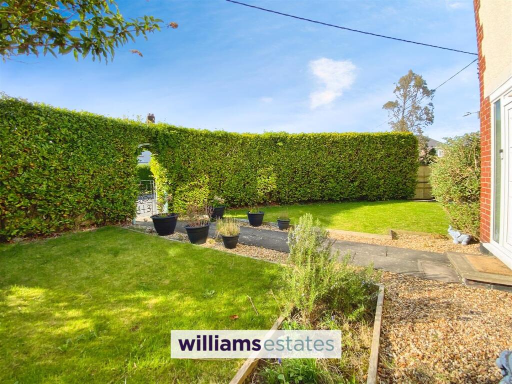 private front garden