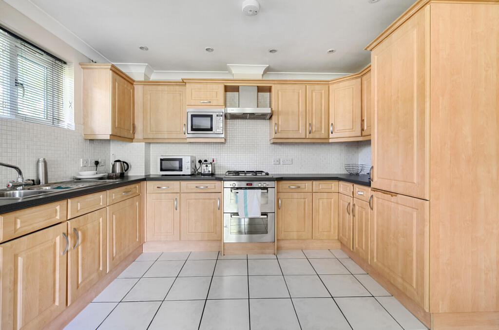 1342407-11-68b56f...