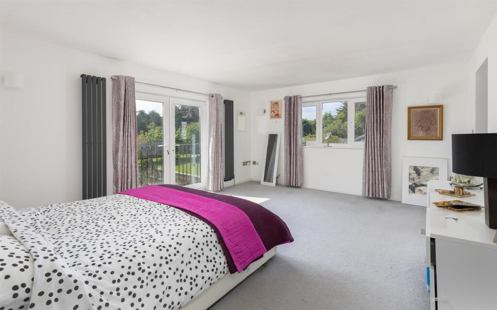 Main Bedroom