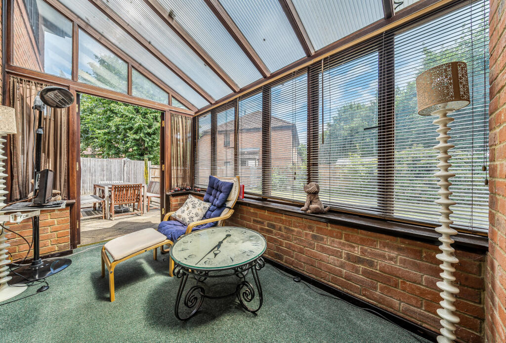 1315967-7-685d851...