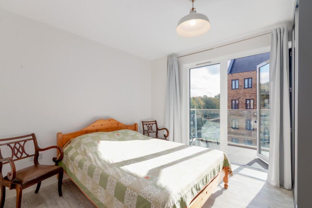 Lion Court 69 PH7.jpg