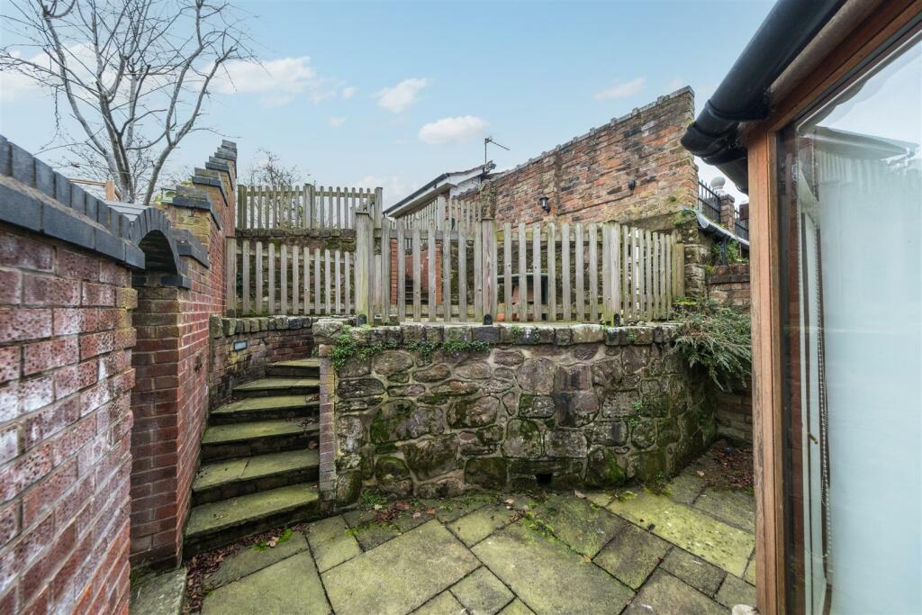 West View, 107 High Street-027.jpg