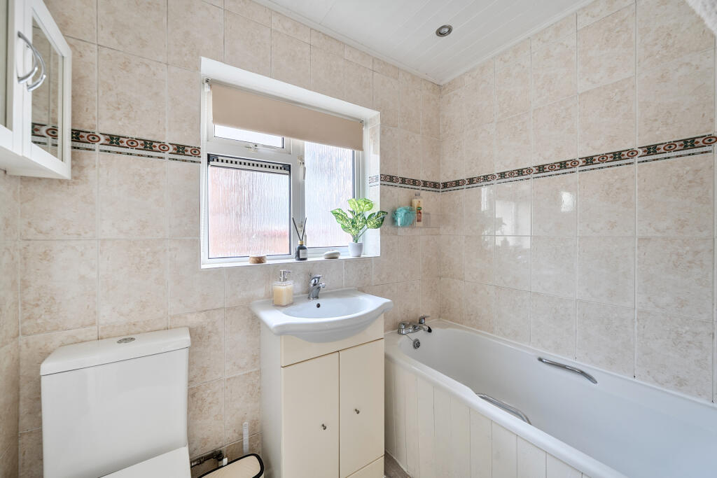 1354915-15-68dd64bfe7ffd