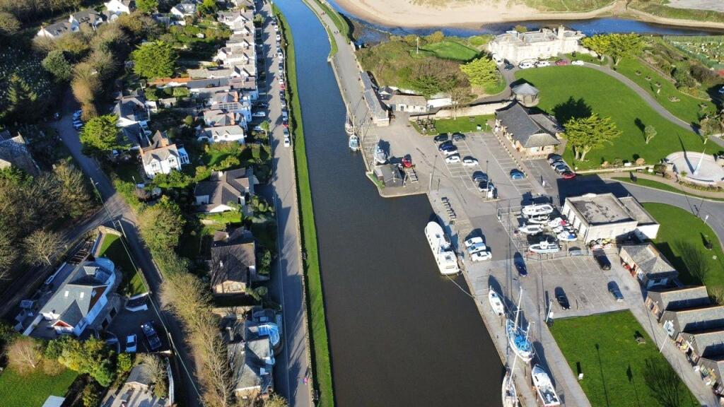 Aerial Canal