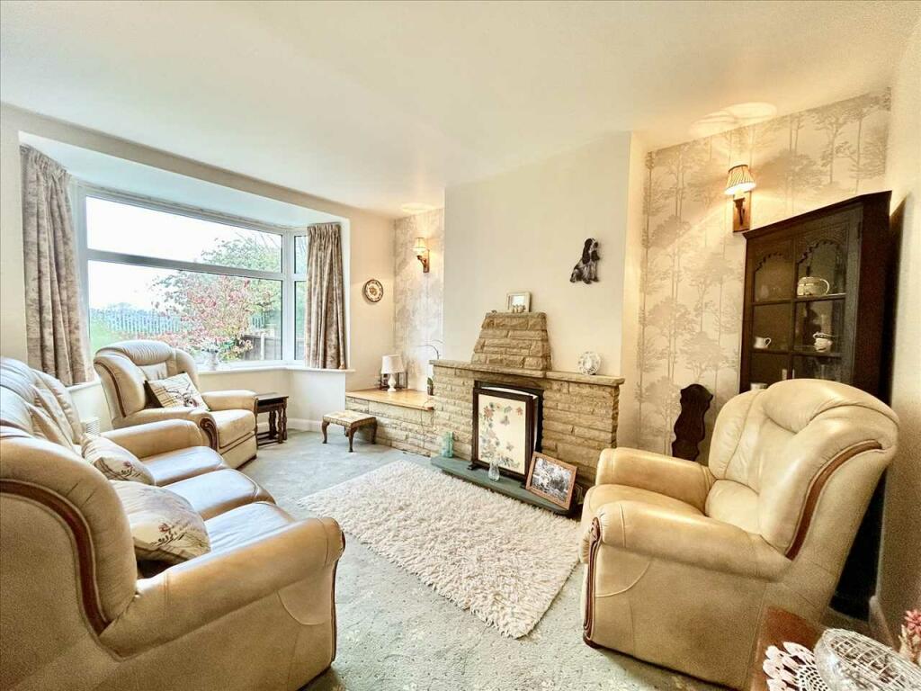 FRONT RECEPTION ROOM