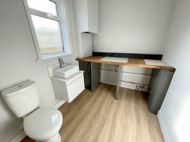 Utility WC.jpg