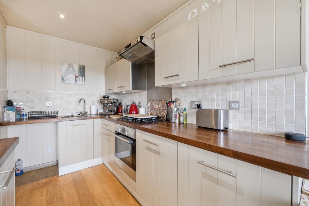 1326433-4-687a4a197c9a7