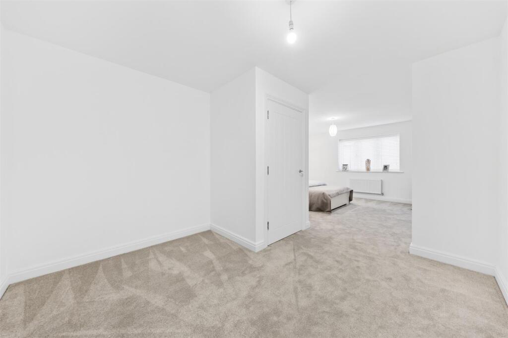 Plot20WoolfGroveWeb26.jpg