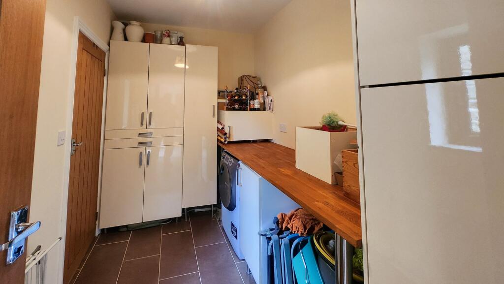 Coach House Cottage - Utility