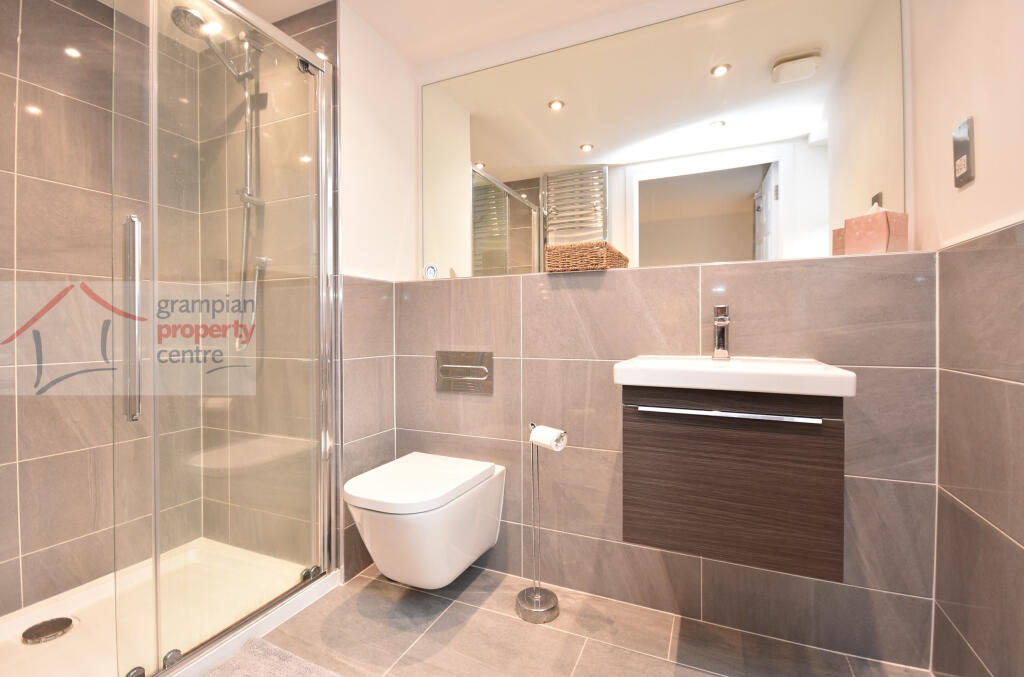 en-suite.JPG