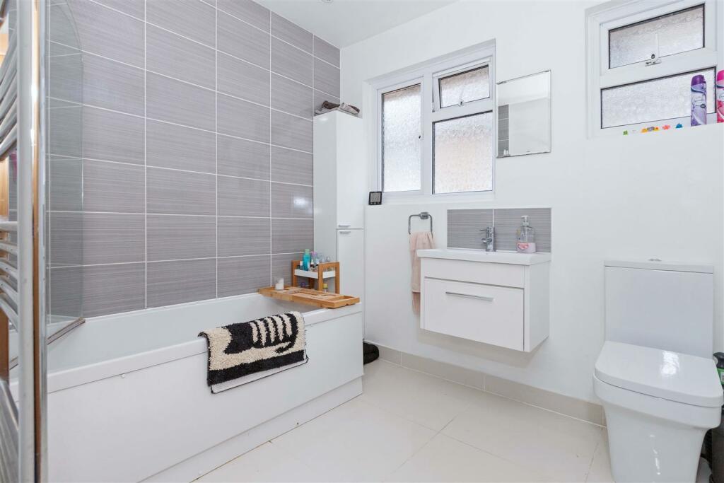 29 Southview Gardens_8.jpg