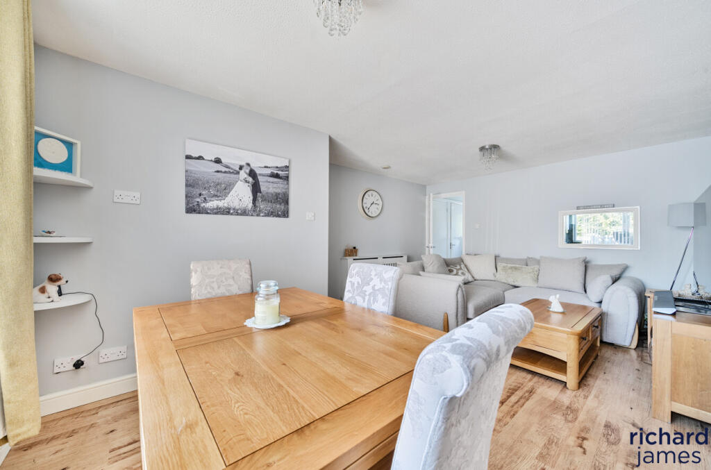 eb58bdc6ee0e4625a8487aa8e881d3de