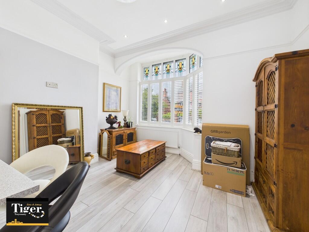 CAM03440G0-PR0335...