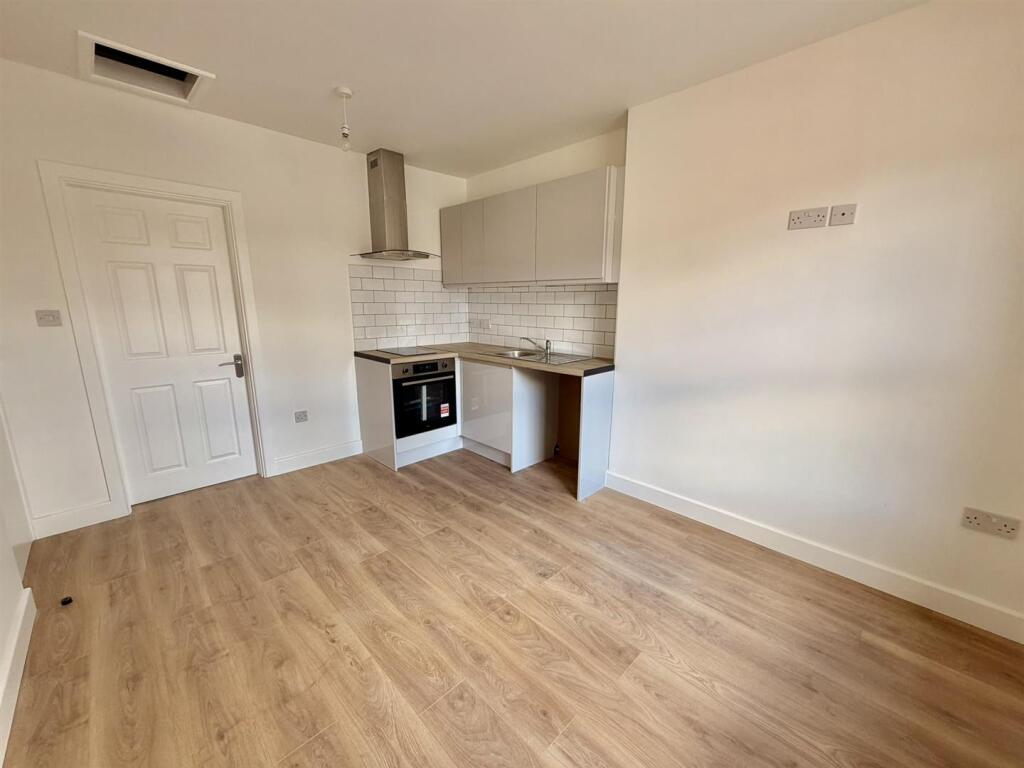 Living Area.JPEG
