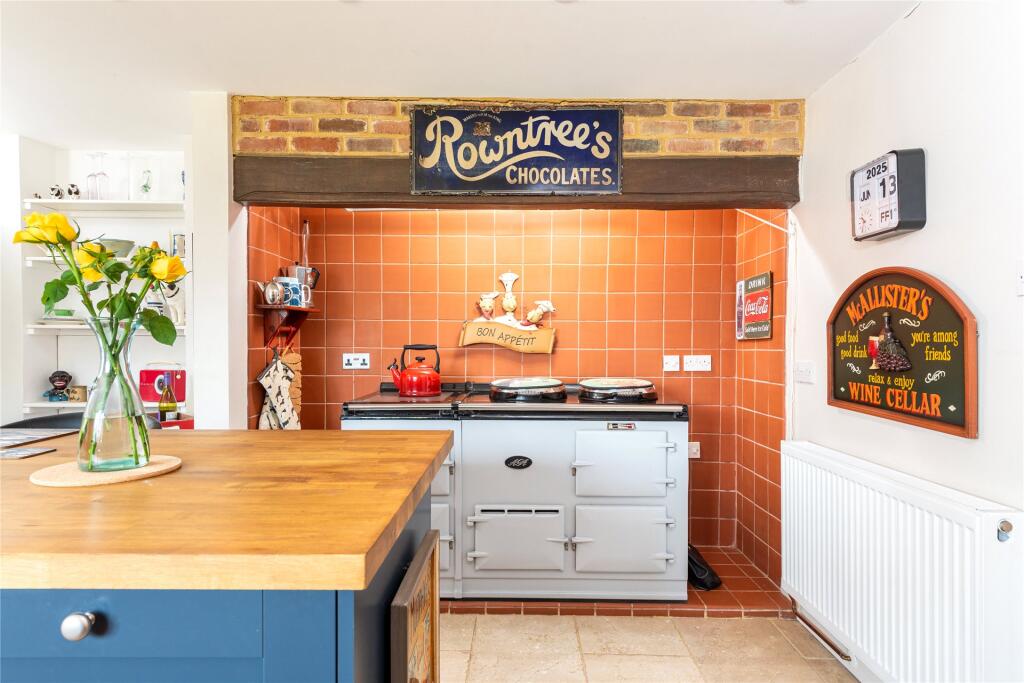 Kitchen/Breakfast Rm