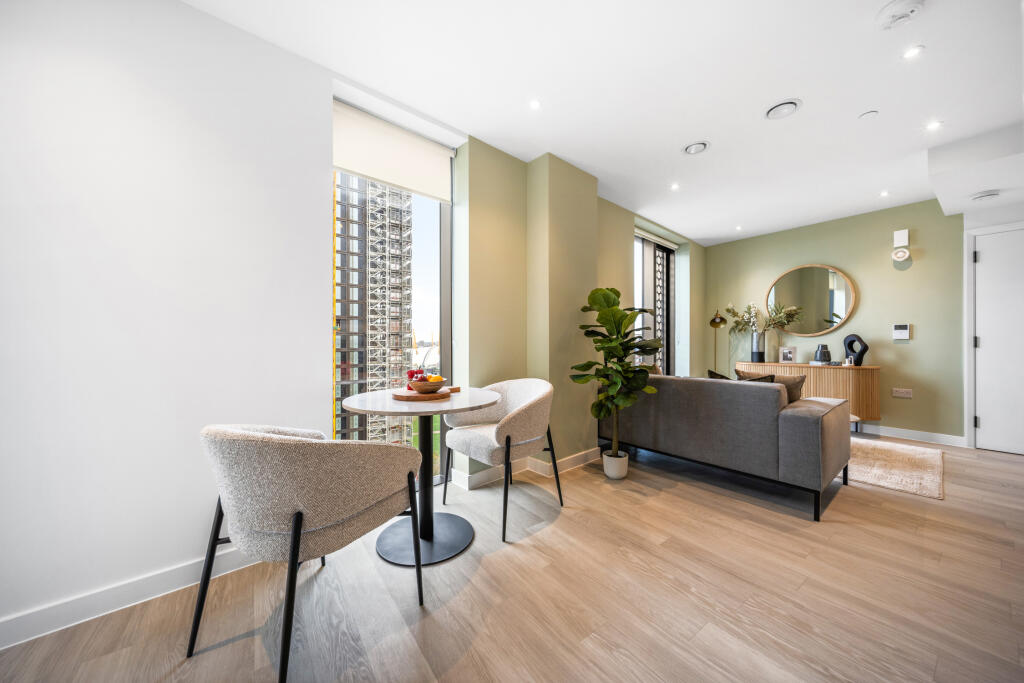 016_LowRes_Studio_Showhome_Photography_PrimePoi...