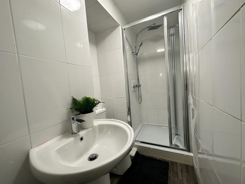 2-4 Collinge Street  (7).jpeg