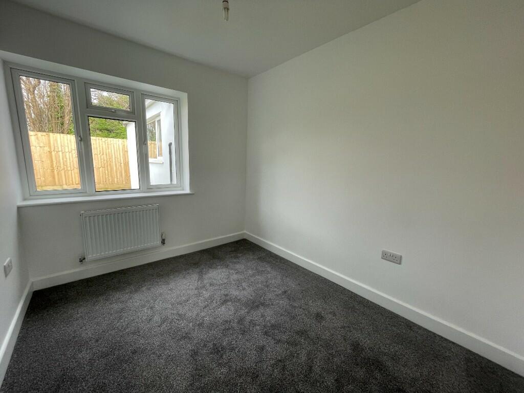 Bedroom 3 / Study