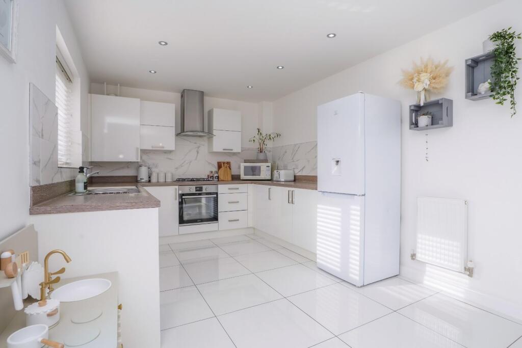 9 Waddington Drive, Snaith, DN14 9FA_DSC00874.jpg