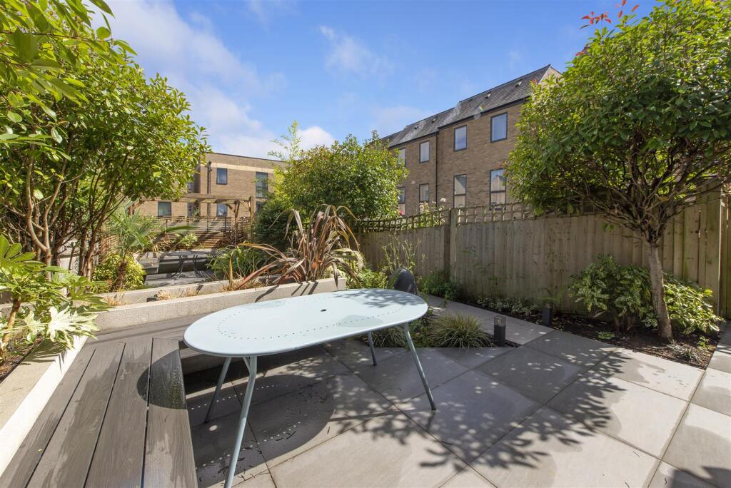 53195 Hi res (13).jpg