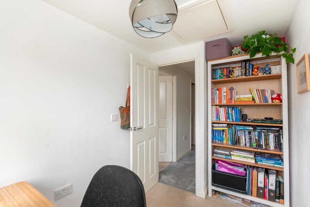 0T3RAN - Bedroom G.jpg