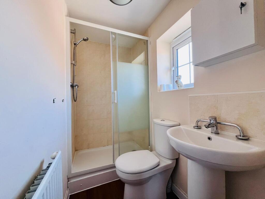 EN SUITE.jpg