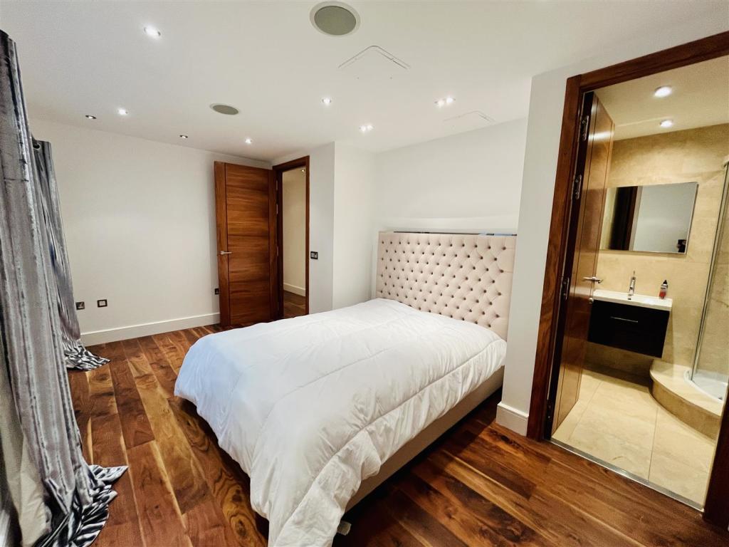 Bedroom 3 Aspect 2