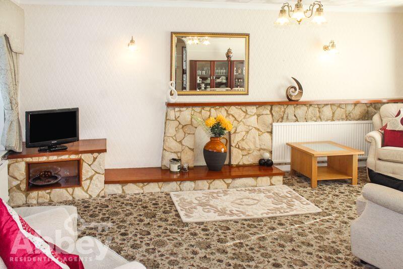 Lounge 3