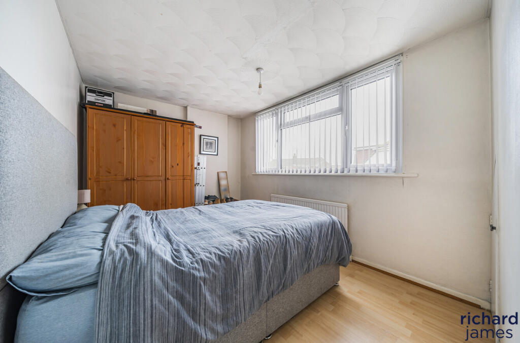 c3ec8f24-1082-427...