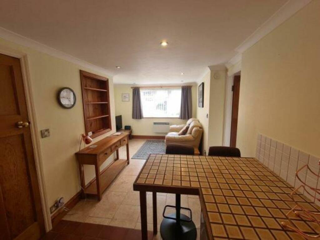 OPEN PLAN KITCHEN/DINER/LOUNGE