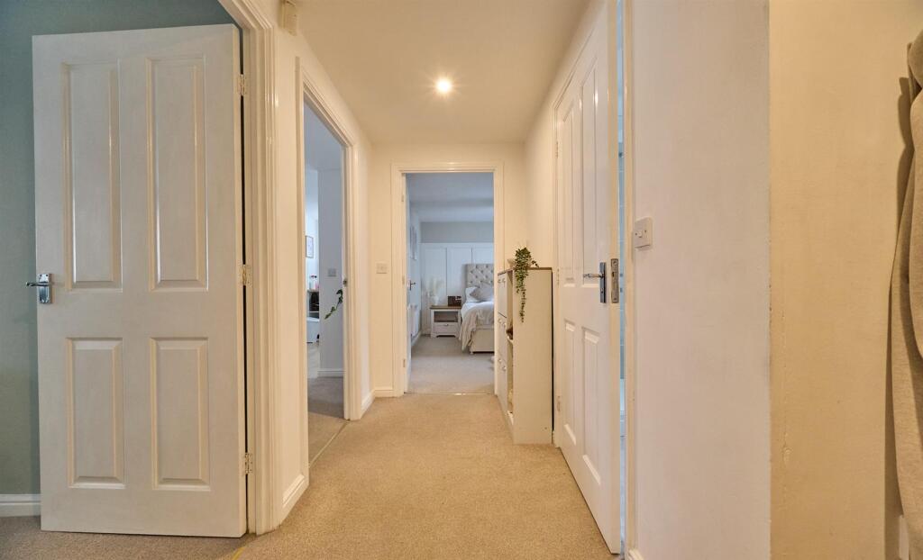ENTRANCE HALLWAY