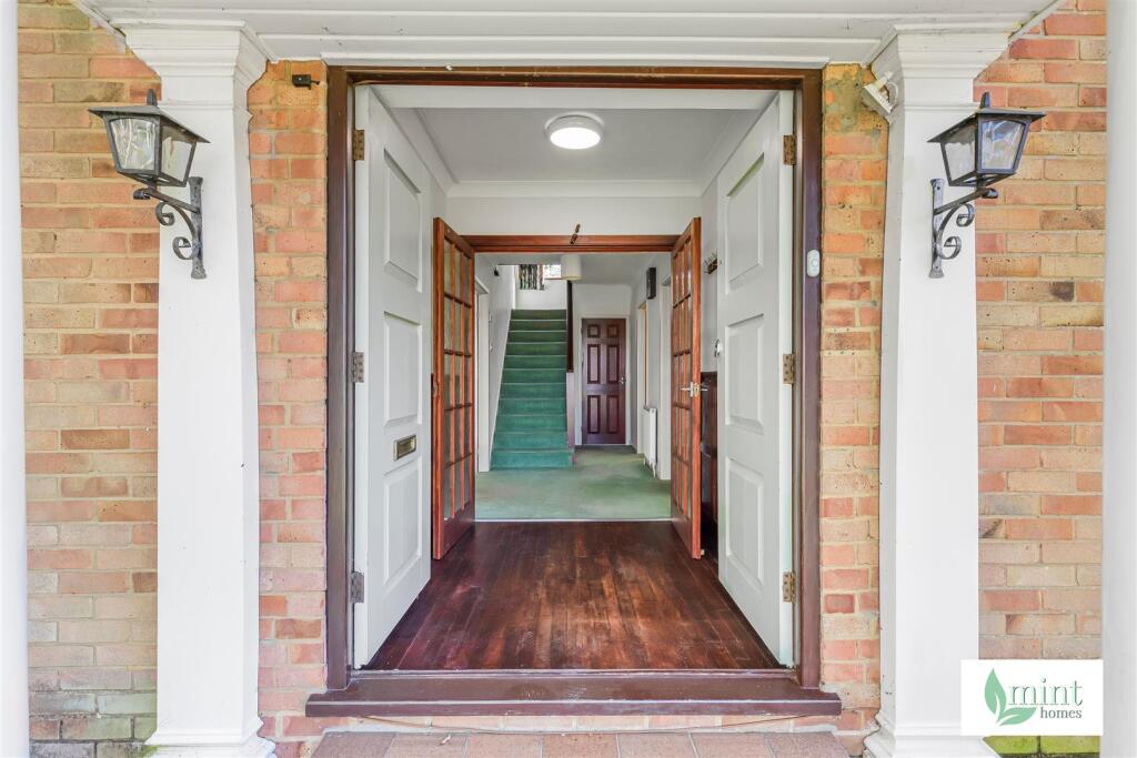 Mint_-_Amberley_Close-11.jpg