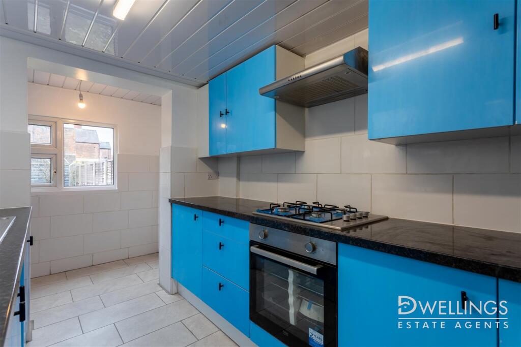 DWELEST- 53 Byrkley Street, DE14 2EL-0008.jpg